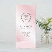 Menu Cuisine boulangerie Chef Blush Pink Café Tarifs (Debout devant)