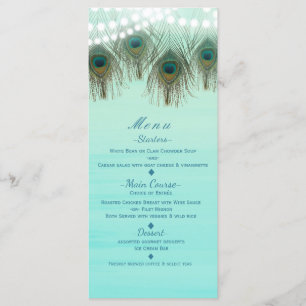 Menu de fête rustique avec plumes de paon et lumiè