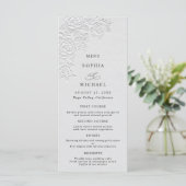 Menu de mariage plat Faux Roses blanches en relief (Debout devant)
