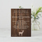 Menu de table de mariage champêtre en bois sombre (Debout devant)