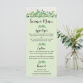 Menu Dîner botanique rustique en bois et feuilles d'euc (Debout devant)