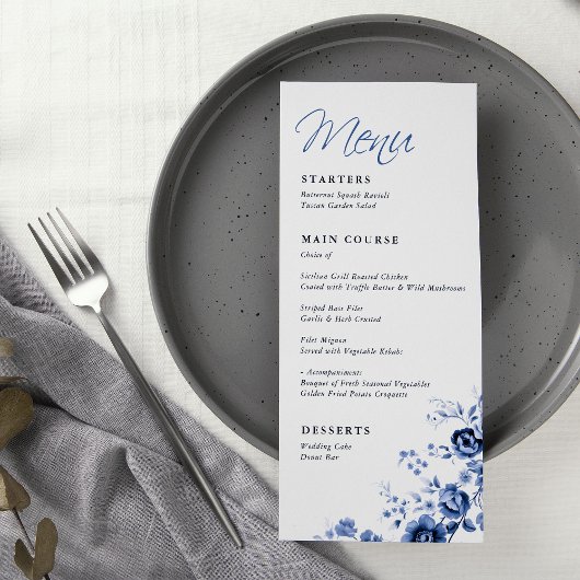 Menu Élégant Script Français Blue Floral Toile Mariage