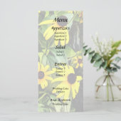 Menu Margarites à Oeil Noir Près d'un Mur de Pierre (Debout devant)