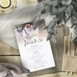 Menu Mariage de script élégant de photo budget<br><div class="desc">Menu Mariage de script élégant de photo budget. Une taille PLUS GRANDE de 5, 5 po x 8, 5 po à un prix abordable, sur un STOCK CARTE SEMI GLOSS 110 lb, idéal pour les invitations, à peu près la même épaisseur qu'une carte postale, ou un élégant stock LINEN 110...</div>