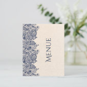 Menu mariage Linge beige et dentelle bleu foncé (Debout devant)