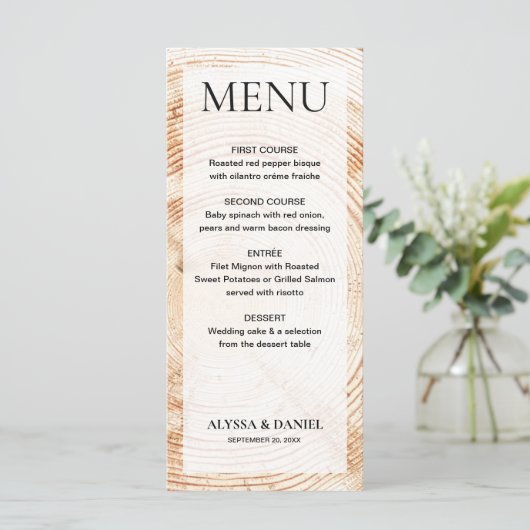 Menu Mariage rustique simple écorce bois sur arbre pers (Debout devant)
