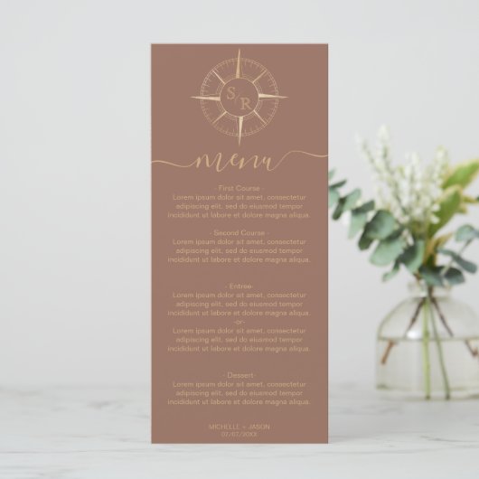 Menu Monogramme mariage Destination Gold Compass (Debout devant)