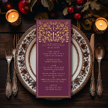 Menu plat Mariage Mauve Royal Medieval Sword<br><div class="desc">Célébrez votre journée spéciale avec ce Mariage d'épée médiévale royale. L'or présenté dans ce design n'est pas un vrai papier peint. Vous pouvez customiser plus loin en cliquant sur le bouton "PERSONNALISER". Pour toute question complémentaire,  veuillez nous contacter à ThePaperieGarden@gmail.com .</div>