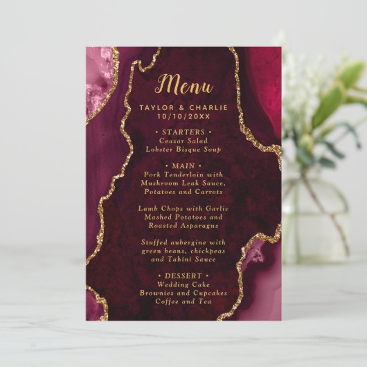 Menu Red and Gold Agate Marble Wedding (Debout devant)