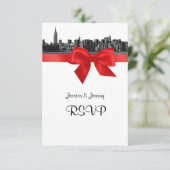 Menu RSVP NYC Skyline large en BW Rouge (Debout devant)