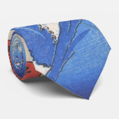 Mer sauvage se cassant sur la cravate de roche (Roulé)