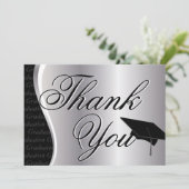 Merci argenté et noir d'obtention du diplôme (Debout devant)