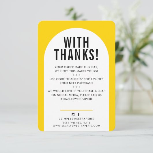 Merci CLIENT arche moderne jaune clair noir (Debout devant)