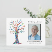 Merci commémoratif des funérailles de Sympathy Pho (Debout devant)