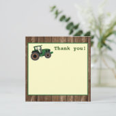 Merci d'anniversaire du tracteur, Anniversaire de  (Debout devant)