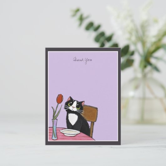 Merci de chat de smoking de restaurant (Debout devant)