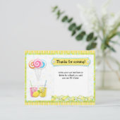 Merci de fête d'anniversaire de Lollypops et de (Debout devant)