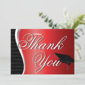 Merci de graduation rouge et noir (Debout devant)