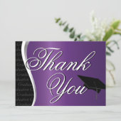 Merci de graduation violet et noir (Debout devant)