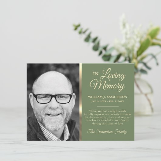 Merci de mémoire des funérailles de l'Armée verte (Debout devant)