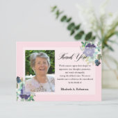 Merci de photos funéraires Fleurs violettes sur ro (Debout devant)