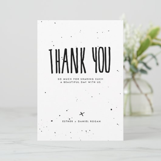 Merci noir et blanc d'éclaboussure de typographie (Debout devant)