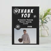 Merci photo de balle de basket moderne entraîneur (Debout devant)