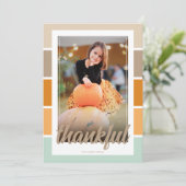 Merci Photo Thanksgiving Salutation Invitation (Debout devant)
