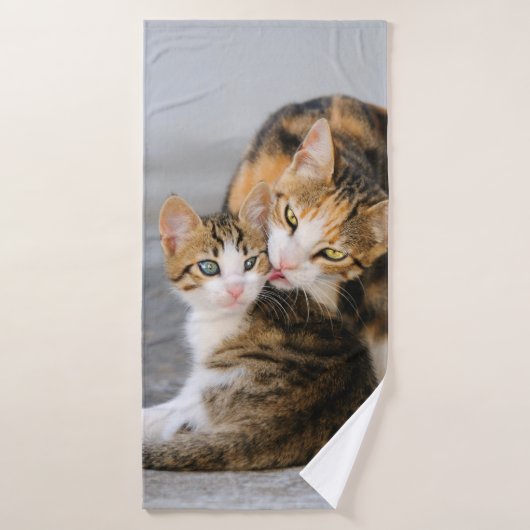 Mère Chat aime les mignons Bébé Kitten Animal Anim (Serviette de bain)