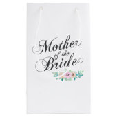 Mère de la jeune mariée épousant le sac de cadeau (Dos)