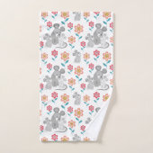 Mère de souris, bébés, fleurs motif Fête des mères (Serviette à main)