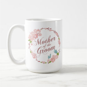 Mère du marié épousant la tasse classique de