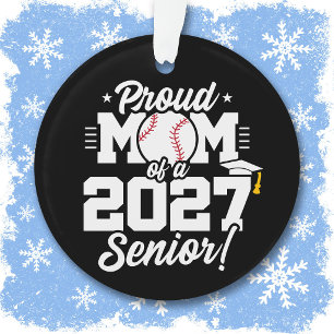 Mère fière de la promotion 2027 de fin d'études Ba