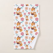 Mère renard roux mignon avec bébé pour la fête des (Serviette à main)