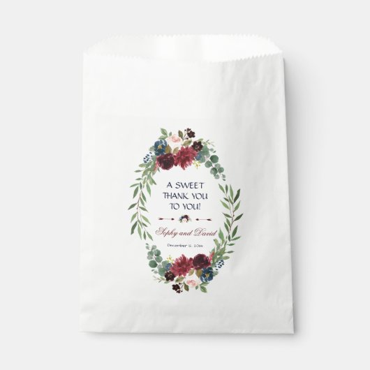 Merlot Navy Blauwe Bloemige Bloesem Bruiloft HARTE Bedankzakje (Voorkant)