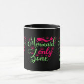 Mermaid only Zone in Hot Pink en Neon Green Mok (Midden)
