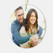 Merrier Together Script Pagoda 1-Foto Kerstmis Keramisch Ornament (Links)