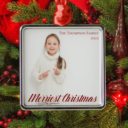Merriest Kerstchic Red Script Overlay Foto Metalen Ornament