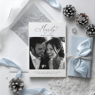 Merrily Ever After Minimalistische Kerst Foto Feestdagenkaart