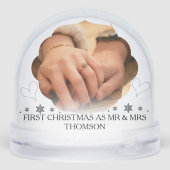 Merry and Engaged Couple Photo Holly Script Sneeuwbol (Achterkant)