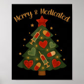 Merry And Medicated Rn Nurse Christmas Tree Funny Poster (Voorkant)