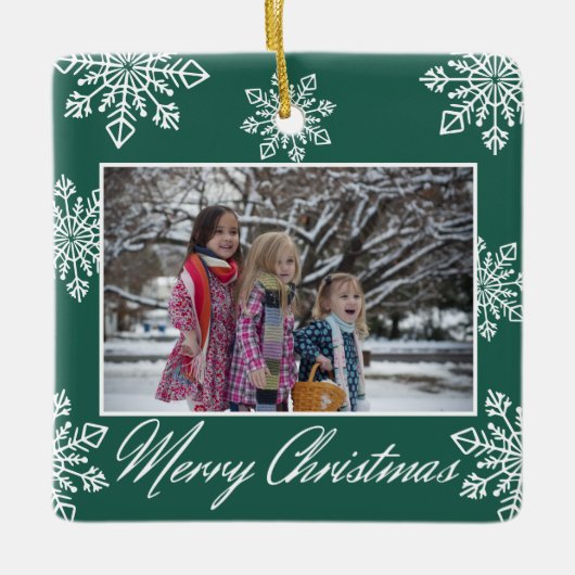 Merry Christmas 2 Photo Green And White Snowflakes Keramisch Ornament (Voorkant)