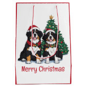 Merry Christmas Bernese Mountain Dogs Medium Cadeauzakje (Achterkant)