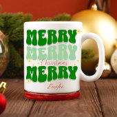 Merry Christmas Custom Name Retro Groovy Groen Mok