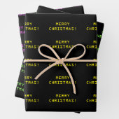 "MERRY CHRISTMAS!" in Nerdy Geeky Computer Text Inpakpapier Vel (In situ)