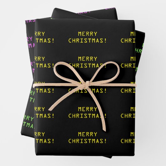 "MERRY CHRISTMAS!" in Nerdy Geeky Computer Text Inpakpapier Vel (In situ)