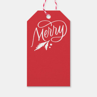 Merry holly evergreen label met felrood geschenk cadeaulabel