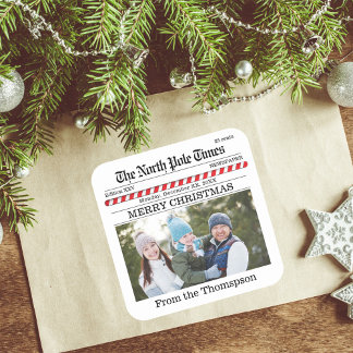 Merry kerstfoto Whimsical Newspapier Print Vierkante Sticker