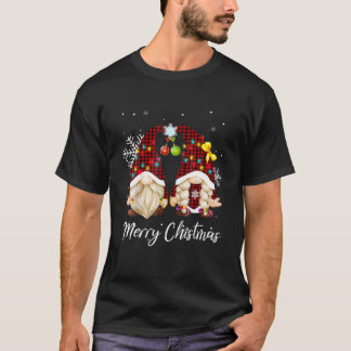 Merry Kerstmis Gnome Buffalo Pset Red Funny Fami T-shirt