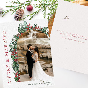 Merry & Married Holly & Berries Arch Foto Feestdagenkaart